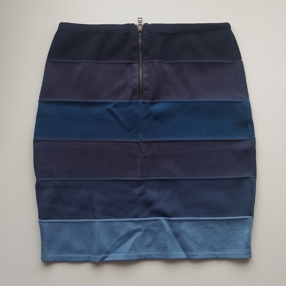 Blue striped Armani exchange medium bandage skirt - Picture 2 of 6